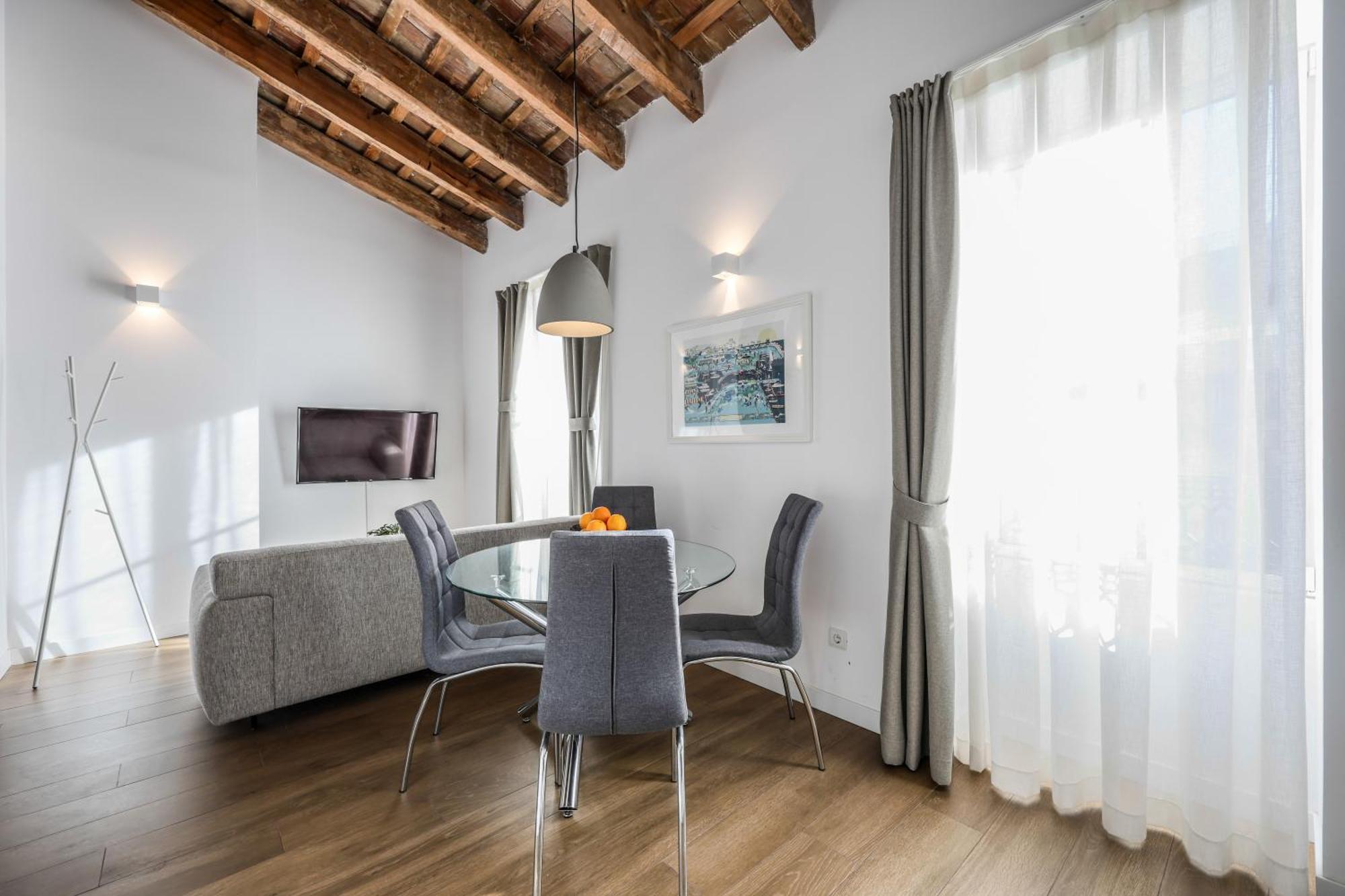 Amazinn Places Evi Apartments Валенсия Экстерьер фото