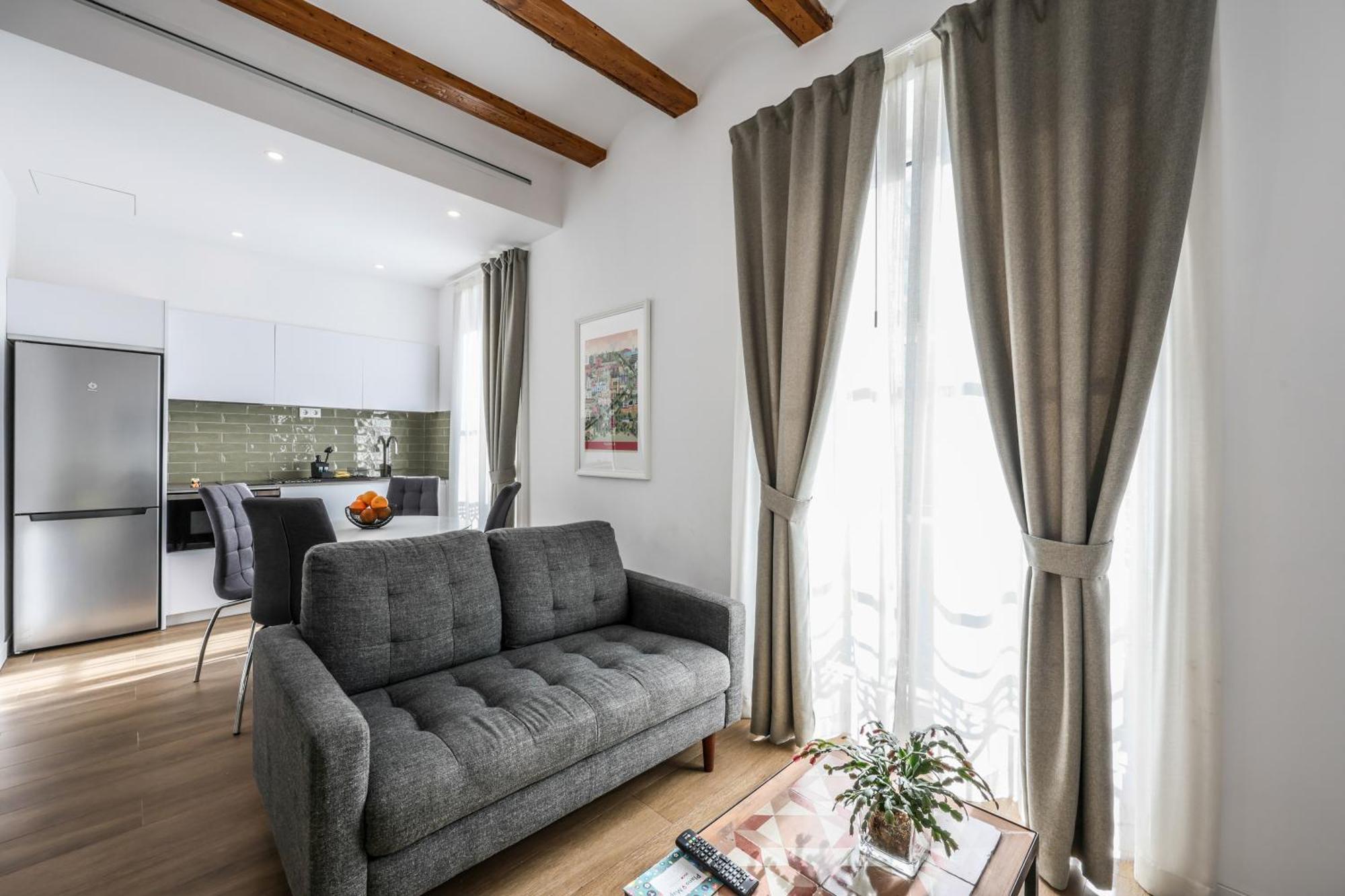 Amazinn Places Evi Apartments Валенсия Экстерьер фото